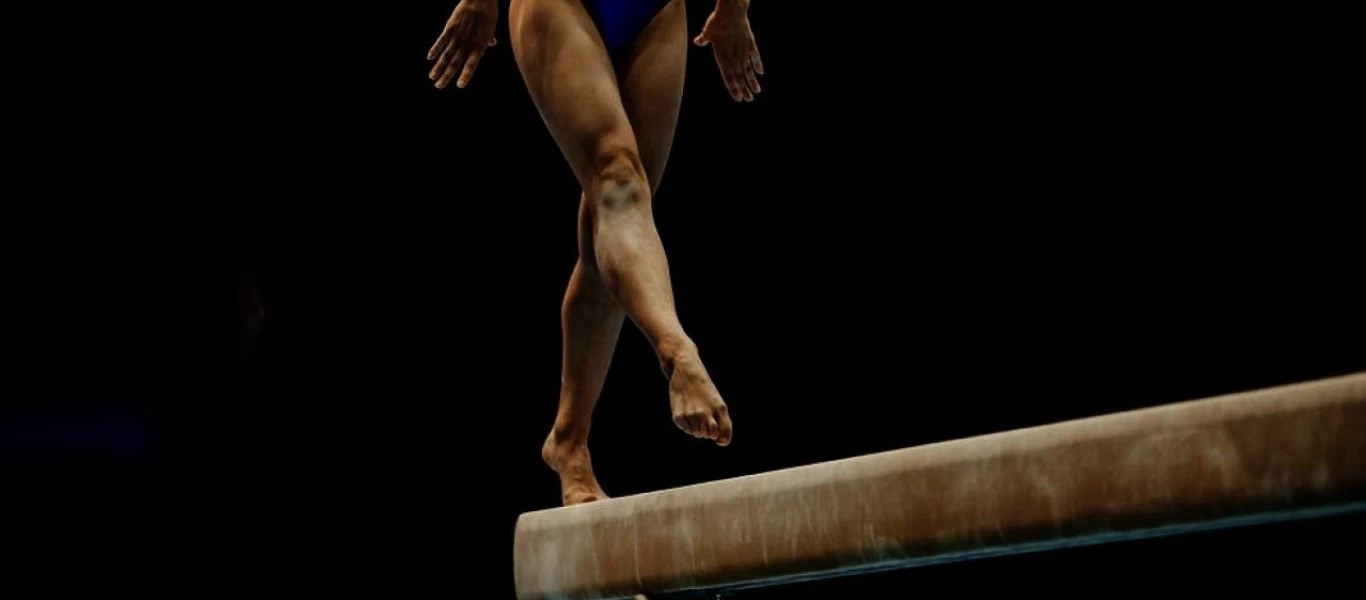 Ενόργανη γυμναστική - Νέα καταγγελία: «Μου στραμπούληξε το χέρι επειδή είχα βάλει 100 γραμμάρια» (βίντεο)